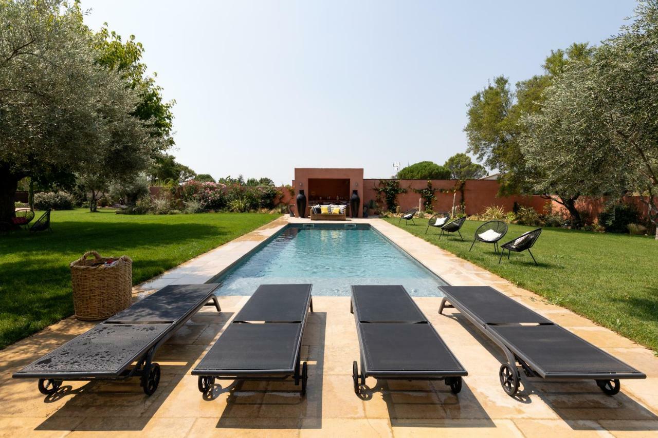 Mas D Orient Villa Uzes Bagian luar foto